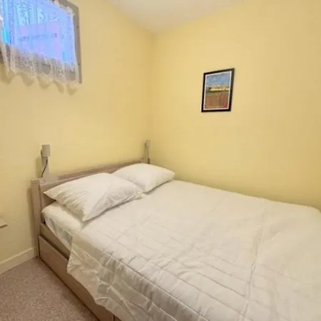 Agreable Vue Sur La Pour Deux Personnes 4palmb514 * Le Barcarès