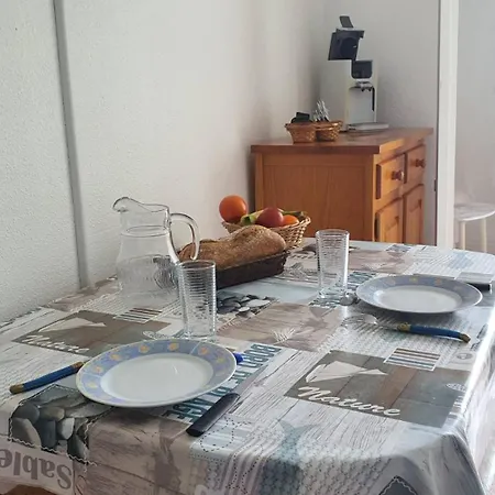 Agreable Vue Sur La Pour Deux Personnes 4palmb514